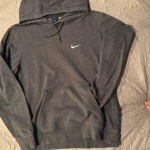 Nike hooded sweatshirt. Size medium. Great condition